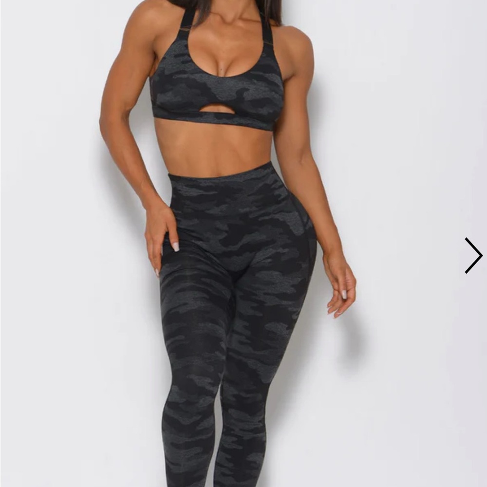 Bombshell Sportswear  Camouflage leggings